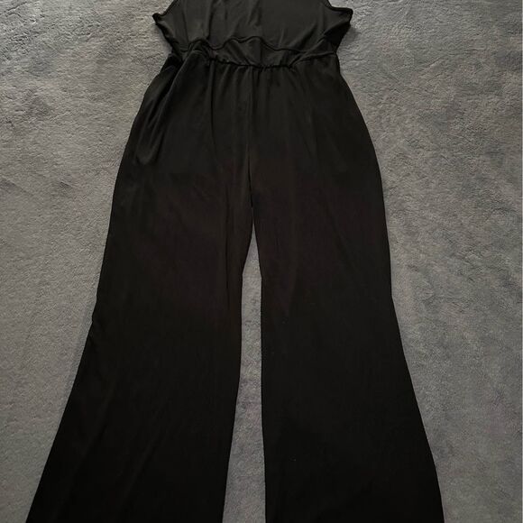 Plus Size Women’s Black Stretchy Sleeveless Wide-Leg Romper Jumpsuit W/ Pockets - Picture 1 of 5